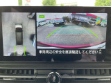 上空から見下ろしているかのように駐車できるアラウンドビューモニター