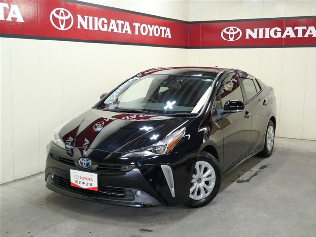 プリウス 1.8 S セーフティ プラスII E-Four 4WD 