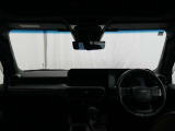 見通しのよいすっきりとした視界で、誰でも運転しやすいです。運転のしやすさは疲れにくさにも繋がりますよ♪