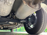 お車を安心してお乗りいただく為には、足回りの定期点検が欠かせません。サービスサポート(有償保証)では無料点検もご提供しており、安心のカーライフをお過ごしいただけるサポート体制が整っています。