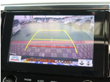 お車選びをお楽しみ頂けるよう、在庫車の展示スペースを十分に確保しております。