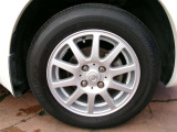 純正アルミホイール165/70R14・ブリヂストン製です。