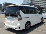 セレナ 2.0 ハイウェイスターV 