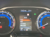 メーター内ディスプレーで各車両設定をオーナーの好みに変更出来ます。