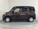 両側パワースライドドア付きだから、狭い駐車スペースなどでの 乗り降りラクラク!小さなお子さまのいるご家庭には嬉しい装備。
