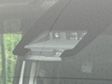 【トヨタセーフティセンス】走行中に前方の車両等を認識し、衝突しそうな時は警報とブレーキで衝突回避と被害軽減をアシスト。より安全にドライブをお楽しみいただけます。