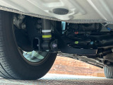 お車を安心してお乗りいただく為には、足回りの定期点検が欠かせません。サービスサポート(有償保証)では無料点検もご提供しており、安心のカーライフをお過ごしいただけるサポート体制が整っています。