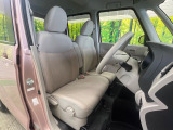 ドライバーによって運転しやすいポジションは異なり、あの車はどうなのか不安なこともありますよね。気になるお車は店頭で乗り込んでご確認いただけます♪