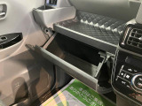 店内では季節で変わるダイハツオリジナルの美味しいスイーツとドリンクでおもてなしいたします。