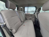 大人でもゆったりとくつろげる車内空間を実現しました。