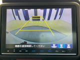 バックカメラ付きで後方の確認も安心です!スムーズな駐車・車庫入れをサポートいたします!