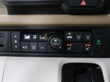 【シートヒーター】寒い季節の味方!エアコンより素早く暖まるので、出発してすぐの車内の寒さを和らげます♪