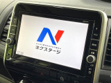 【メーカー純正9型ナビ】インテリアに溶け込むスタイリッシュな「専用設計」メーカーナビを装備♪視認性や操作性など基本性能にも優れ、より上質なカーライフをお楽しみいただけます。