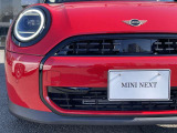 時を経ても深い魅力を放ち続けるMINI。より快適にお乗り頂くために、3つのサポートプログラムをご用意しております。※認定中古車保証は登録日より最長4年間まで延長が可能です。
