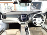 XC60 B5 AWD インスクリプション 4WD 