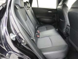 <車内>お友達と一緒に行くお買い物でも、荷室があるので、帰りもゆったり帰れそうですね。お子様と一緒のお出掛けでも役立ちそうです。