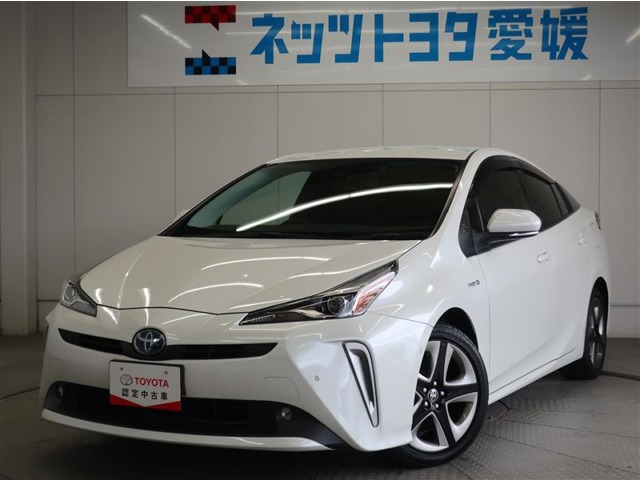 トヨタ プリウス 