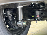お車を安心してお乗りいただく為には、足回りの定期点検が欠かせません。サービスサポート(有償保証)では無料点検もご提供しており、安心のカーライフをお過ごしいただけるサポート体制が整っています。