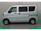 中古車につき、少々小キズ等もございます、是非一度ご覧になって確認していただければと思います。確認の難しい場合は詳細をお伝え致しますのでお問合せください。