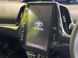 【メーカー純正ナビ】インテリアに溶け込むスタイリッシュな「専用設計」メーカーナビを装備♪視認性や操作性など基本性能にも優れ、より上質なカーライフをお楽しみいただけます。