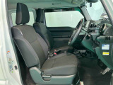 【フロントシート】運転席は必ず使用する部分ですので、座り心地が重要です★ぜひ一度ご体感下さい★