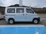 在庫確認、お見積りはウェブから、又はお電話でお気軽にお問い合わせください。