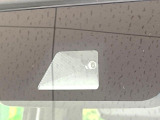 【ホンダセンシング】走行中に前方の車両等を認識し、衝突しそうな時は警報とブレーキで衝突回避と被害軽減をアシスト。より安全にドライブをお楽しみいただけます。