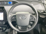 【純正革巻きステアリング】上質な革を使用することで、手にしっかり馴染みとても運転しやすいハンドルです♪
