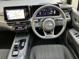 統一感のある広々とした運転席回り