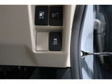 【横滑り防止装置】ドライバーの安全運転をアシストしてくれる装備が充実しています☆ドライバーの不安を安心へと変えてくれますね。