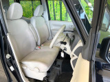 運転席シート廻りは使用感も少なく、良好な状態となっています。丁寧に使われていたことがよくわかりますね。