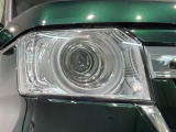 LEDヘッドライトは、点灯の瞬間から最大光量を発揮し、突然暗くなるトンネルなどでの安定感を高めます。