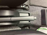 3.「認定中古車カルテ」は、走行距離や修復歴に加えてキズ・凹みの有無・状態や消耗品の交換、過去の整備状況がわかります。