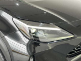 LEDヘッドライトです。デザイン性がよくとても明るいので、夜間の走行や悪天候でも安心です。しかも長寿命!