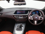 BMW認定中古車は保証も充実しております。2年間もしくは、1年間の保証に加え、最大4年間までの保証延長も可能でございます(対象車種限定)!充実の保証で、安心してお車をご利用いただけます!