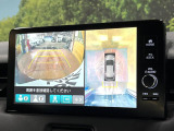 【マルチビューカメラシステム】専用のカメラにより、上から見下ろしたような視点で360度クルマの周囲を確認することができます☆死角部分も確認しやすく、狭い場所での切り返しや駐車もスムーズに行えます。