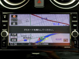 見やすく使いやすく機能も充実♪日産純正メモリーナビ(MM319D-W)が付いてます!多彩なAVソースも魅力です♪お手持ちのスマホの音楽も楽しめるBluetoothオーディオにも対応♪♪