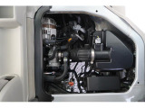 ご納車前にはプロの整備士が点検を行い、交換の必要がある部品は交換してからご納車いたします。また、その後の点検・整備・車検等も当社にお任せください。
