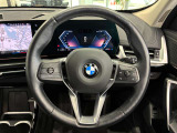 ☆ お車は内外装とも常駐している専門業者が自拠点にて丁寧に仕上げさせて頂きご納車させて頂きます。ご納車前の整備から最終の内外装仕上げやイノベクションコーティングまで、自拠点内ですべて仕上がります。