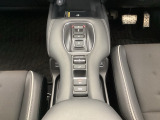 停車中にブレーキペダルを踏み続けなくてもブレーキ保持ができるオートマチックブレーキホールド機能もついております。