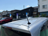 中古車という商品の特性ルーフには子キズや塗装しみ細かな凹み等があります