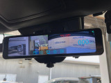 【デジタルルームミラー】後席の大きな荷物や同乗者で後方が確認しづらい時でも安心!カメラが撮影した車両後方の映像をルームミラー内に表示。クリアな視界で状況の確認が可能です!