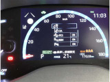 隣車線を走る車両をレーダーで検知し、ドアミラーでは確認しにくい後側方エリアに存在する車両に加え、急接近してくる車両も検知します。車両を検知するとドアミラーに搭載されたLEDインジケーターが点灯します。