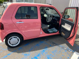 中古車をお選びいただく際に気になる走行距離や修復歴などに加えてキズ・凹みの有無・状態や消耗品の交換、今までの整備状況が &ldquo;ダイハツ認定中古車カルテ&rdquo;でわかります。