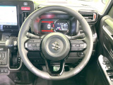 【純正革巻きステアリング】上質な革を使用することで、手にしっかり馴染みとても運転しやすいハンドルです♪