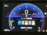 トヨタセーフティセンス(TSS)搭載。衝突被害軽減ブレーキなどの安全運転を支援する装置を搭載し、ドライバーの安全をサポートします。