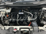 技術が詰まったエンジンルームもご覧の通りピカピカにクリーニング済みです。ハイブリッドなのでお財布にも環境にも優しいです。