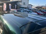 中古車という商品の特性ルーフには子キズや塗装しみ細かな凹み等があります