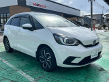 運転支援装置ホンダセンシング搭載車!フロントガラスにあるカメラで検知した情報をもとに快適な運転や、事故回避を支援する、安全運転支援システムです♪