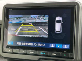 バックカメラ♪運転席から死角となりやすい部分も見えやすく車庫入れの苦手な方にも安心して駐車できます☆